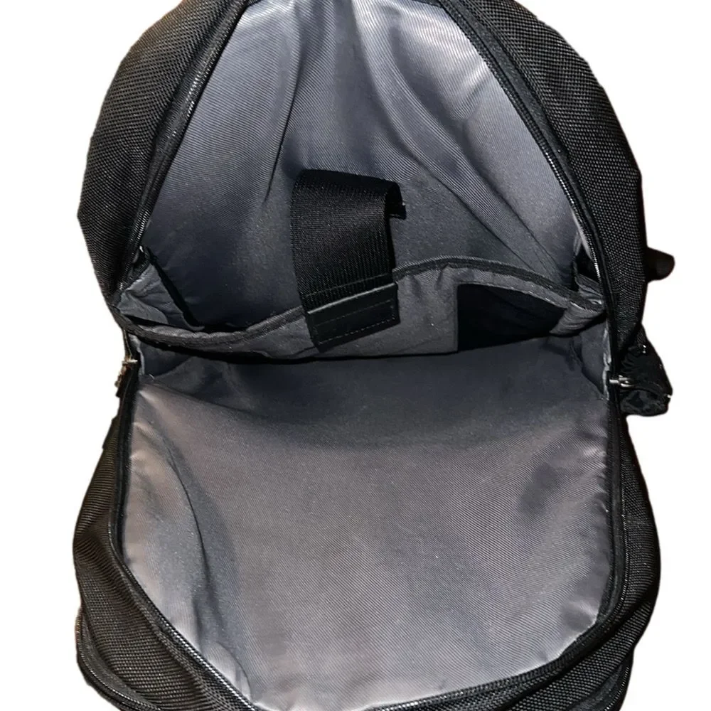 Victorinox Swiss Army Black Laptop Big Ben Travel Backpack.